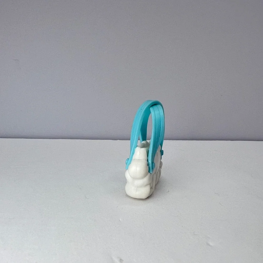 Mattel Barbie White Cloud Purse Accessory Toy Blue Straps Fashionista Doll